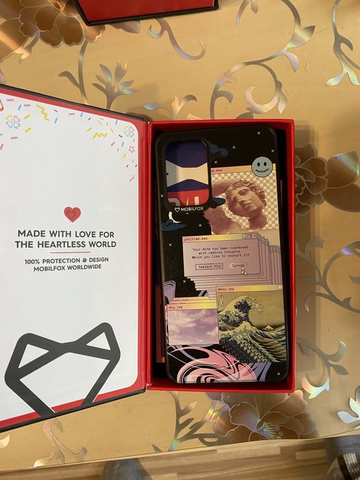 Продавам кейсове за Samsung galaxy a 72