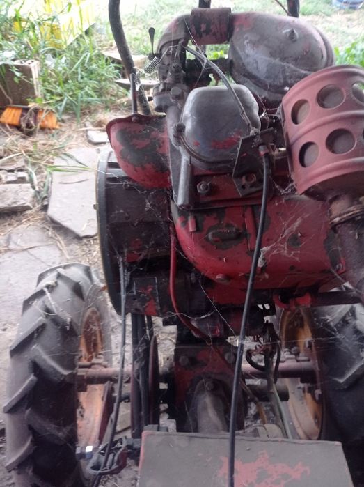 Мотоколтиватор руски