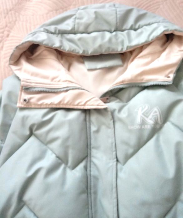 Продам новую теплую осенне-зимнюю куртку 48-50 р.