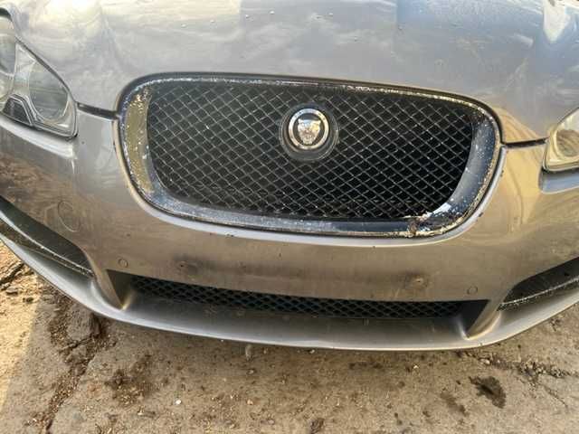 Bara fata completa Jaguar XF 2007-2011 pe gri