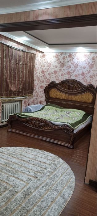 Продаётся квартира в Чиланзаре Ц квартал