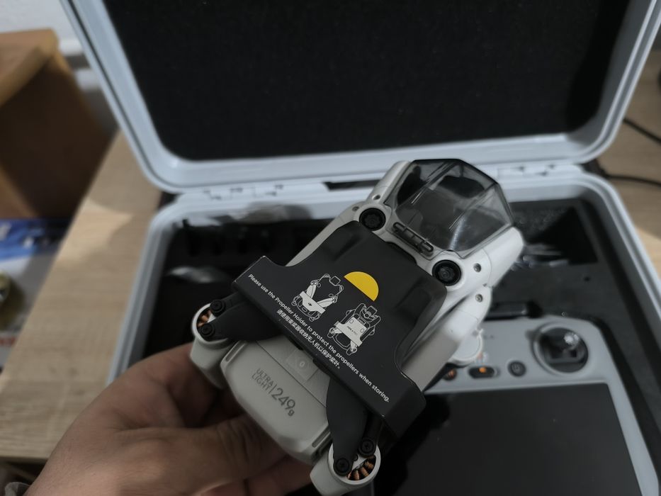 DJI mini 4 pro с 2 батерии цената е крайна!