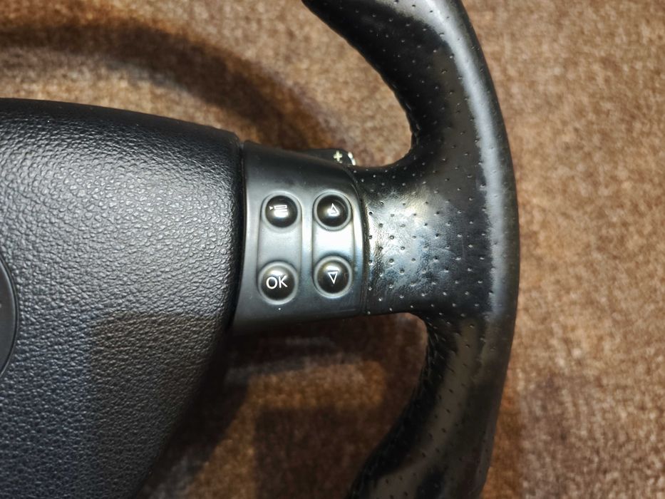 Golf 5 GTI Мултиволан с airbag