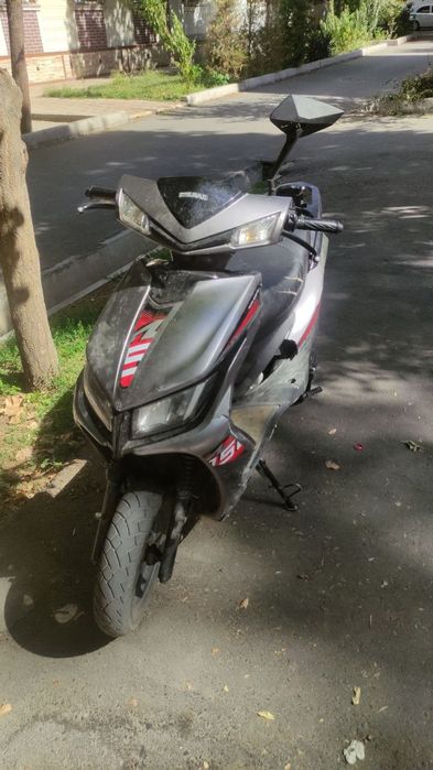 Skuter m8 sotiladi obmen kururamz