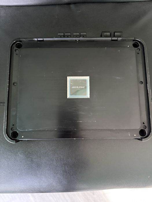 Продаю 4 канальный усилитель ALPINE PDX - F4