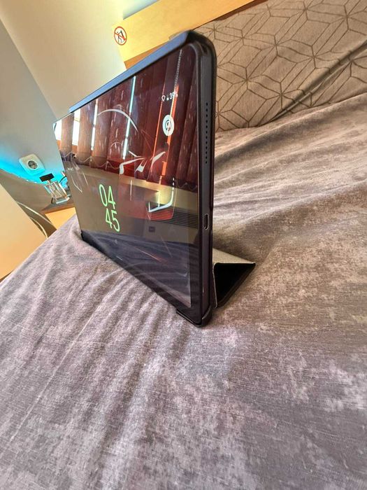 Таблет Acer iconia tab P10