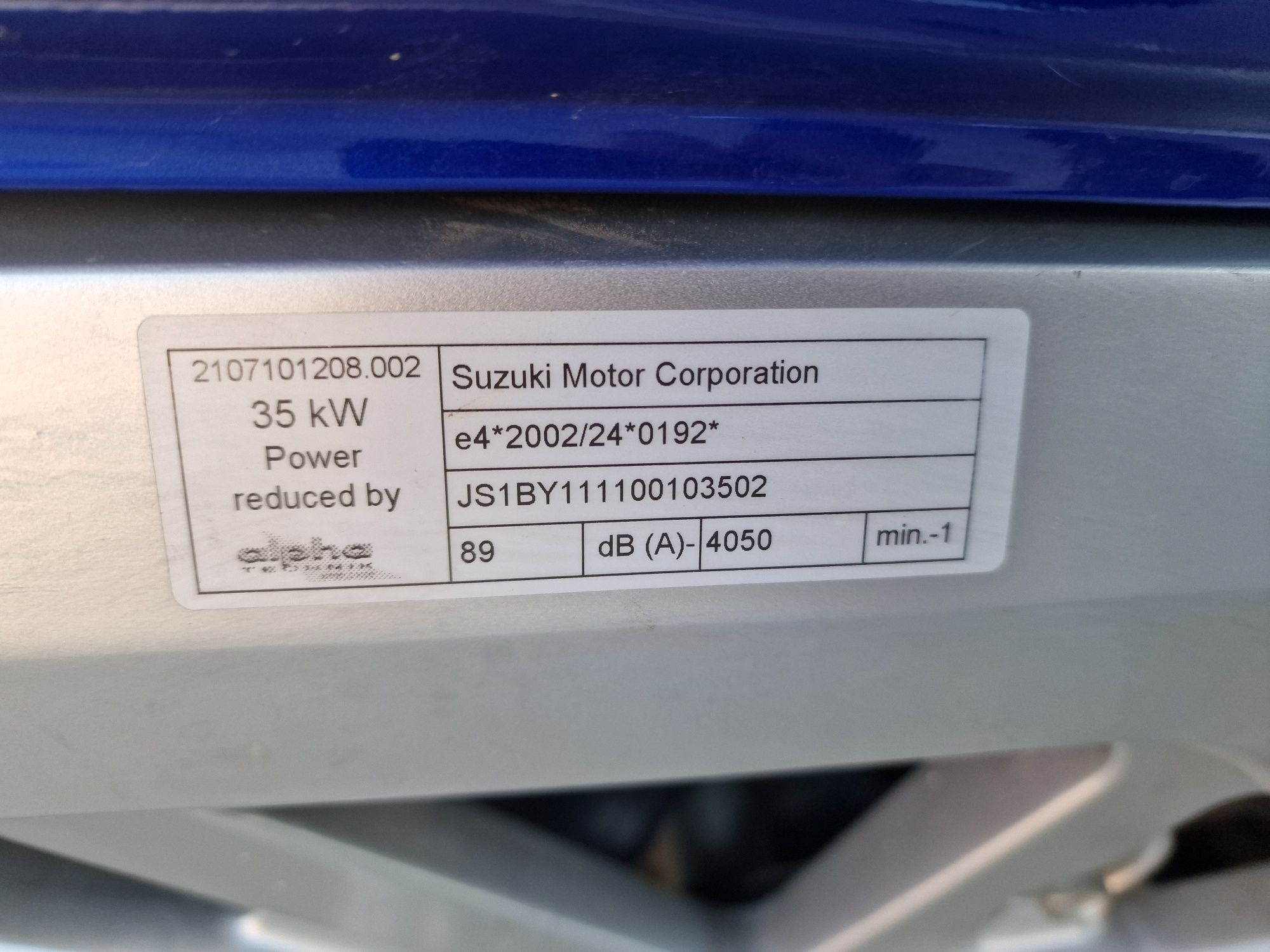 Suzuki SV650 S / limitat A2 35kw / RACETECH