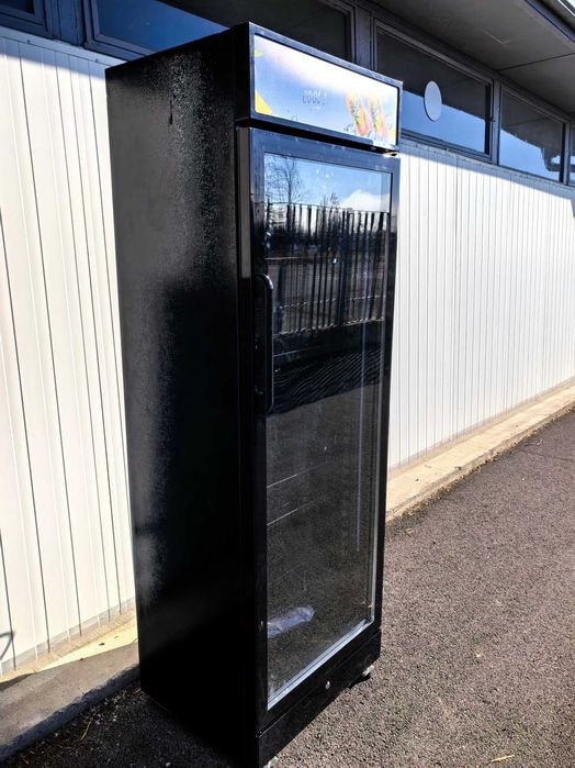 Хладилна витрина вертикална, 450 литра SC-450