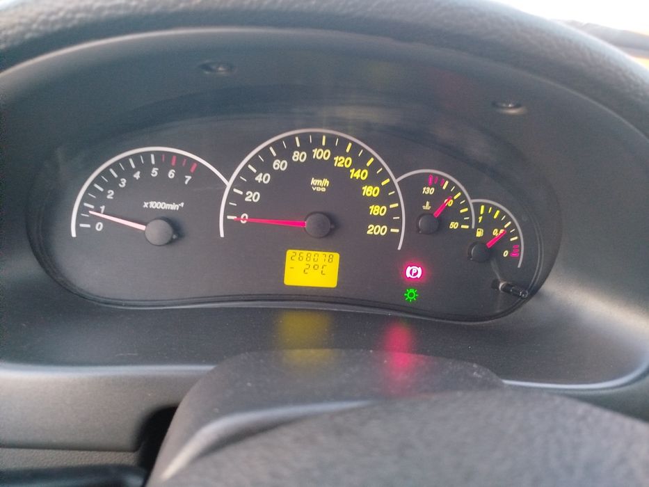 Продам машину срочно