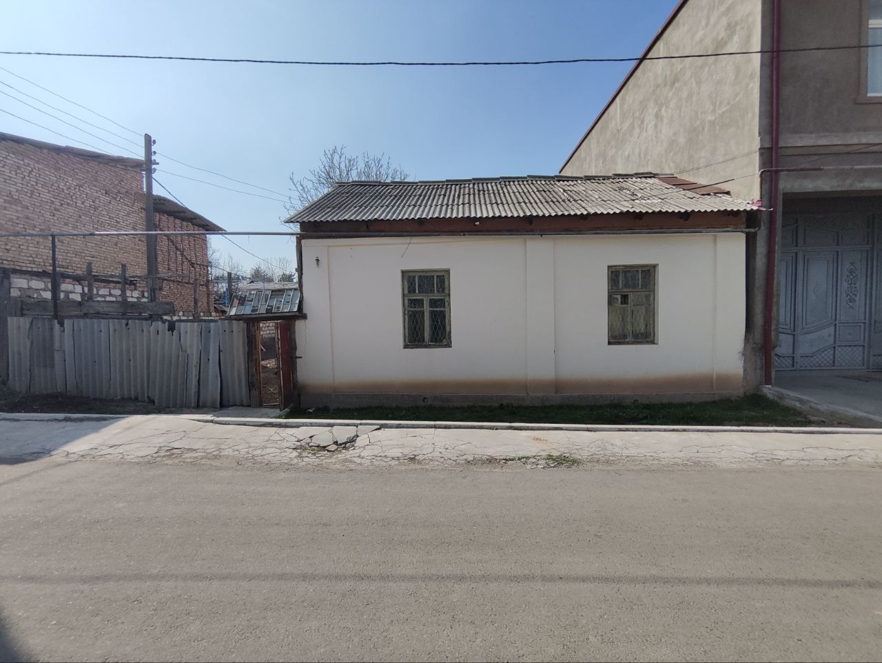 Луначарский  Мать и дитя 5 сот. фасад 15,5 метров