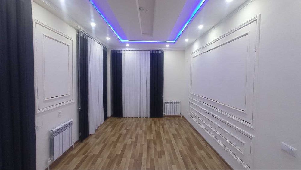 Продаётся квартира в Хон Сарой массив куйлюк - 3!