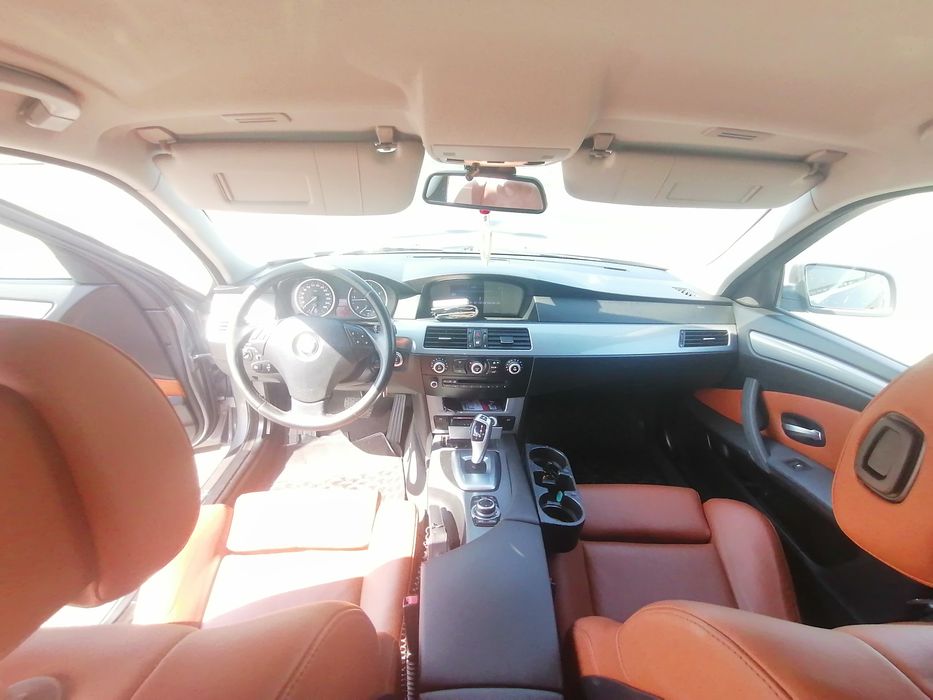 Vând bmw e60 520d 2009