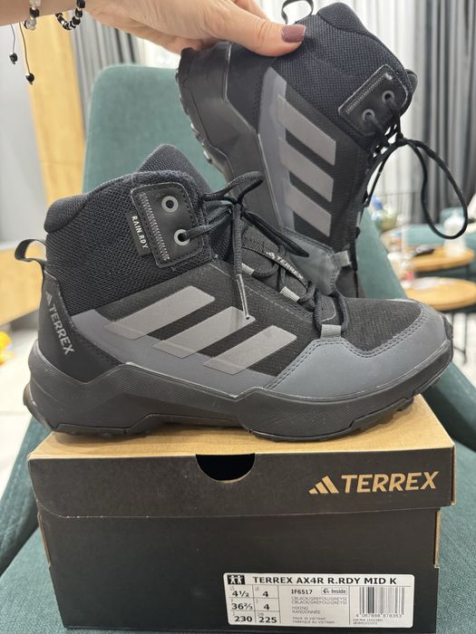 Adidas Terrex AX4R R.RDY Mid K като НОВИ