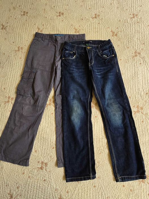 Pantaloni copii, blugi, marime 5-6 ani, 7-8 ani, 20 lei perechea.