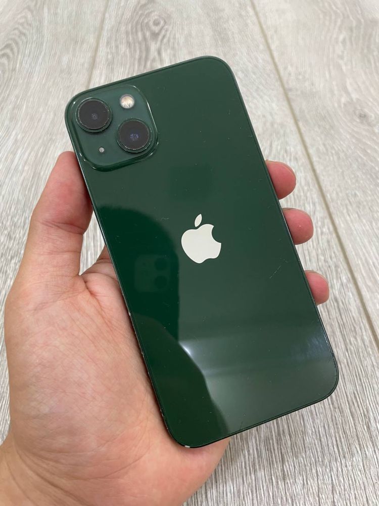 iPhone 13  256 Gb