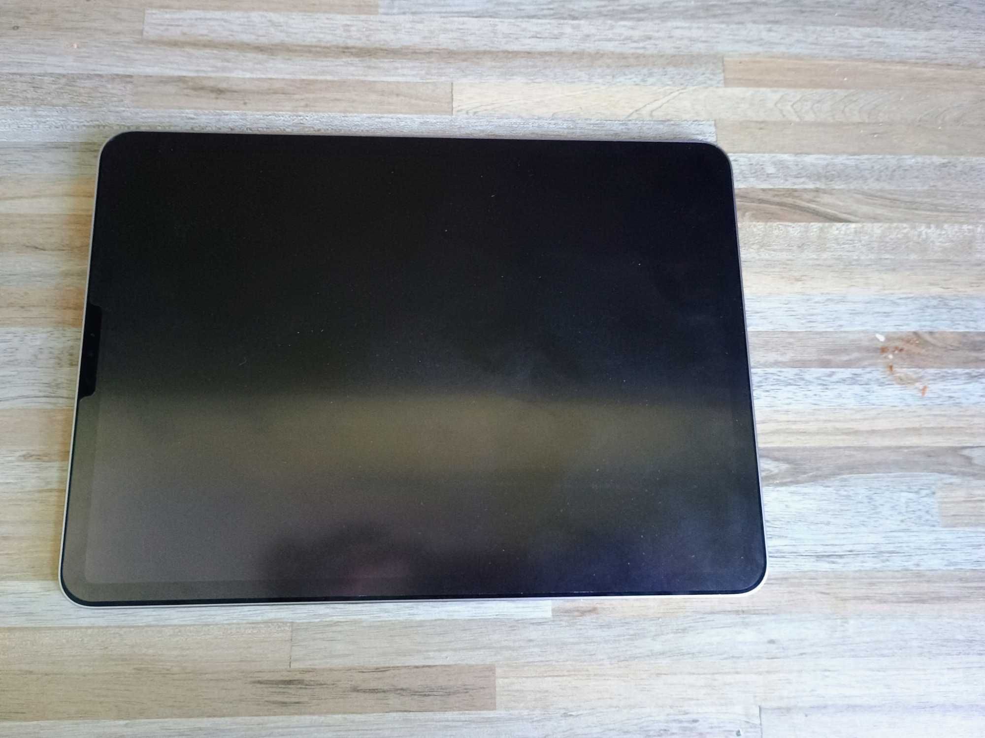 iPad Pro 11 4th Gen, Space Grey, 8 GB, 128 GB с Apple Pencil