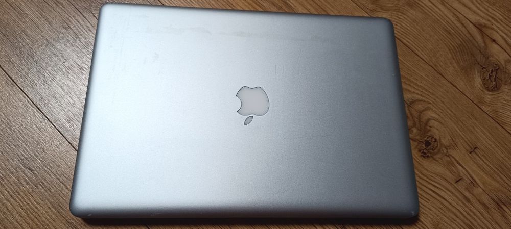 MacBook Pro Late 2011 A1286 SSD 16 GB RAM