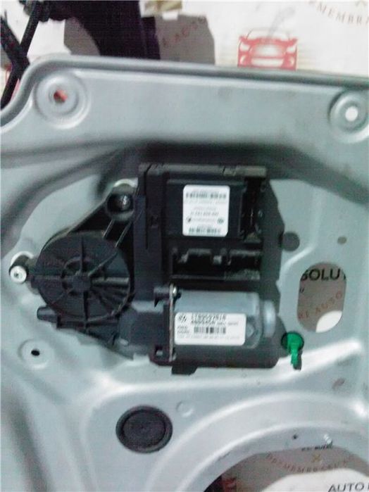 motoras macara geam usa stanga fata vw caddy
