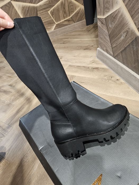Продам НОВЫЕ женские сапоги