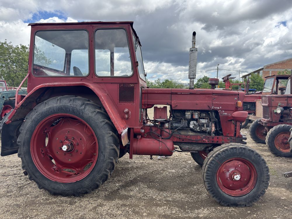 Tractoroare UTB 650M Export