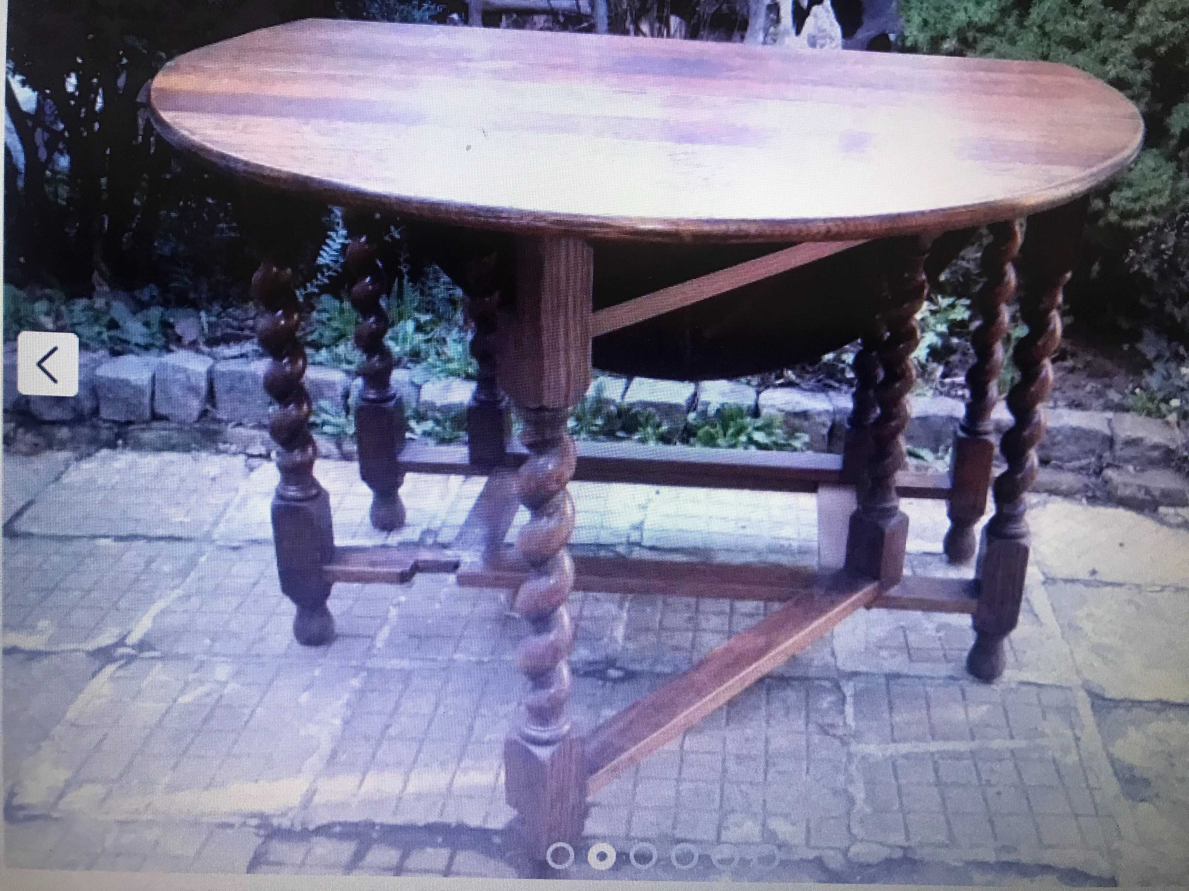 старинна дъбова маса