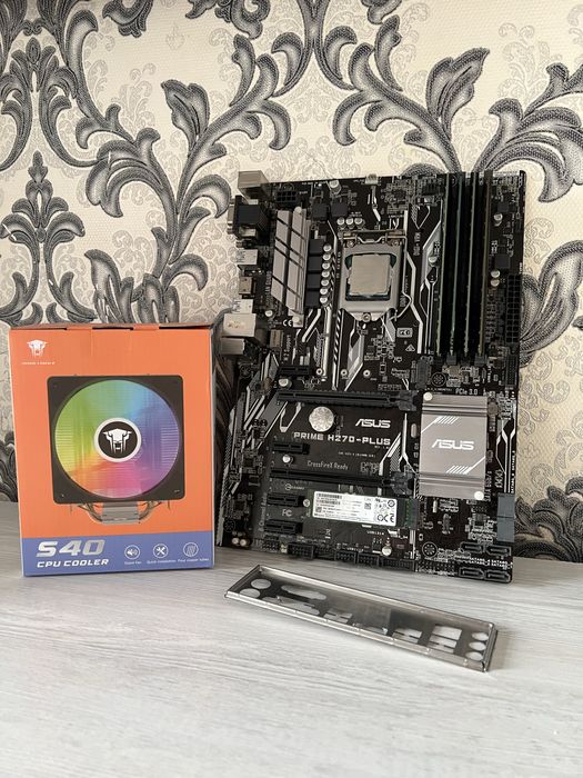 I7 7700 // Asus H270 // 16Gb ddr4 // SSD 128Gb