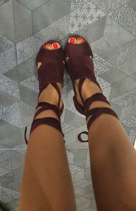 Шикарные босоножки