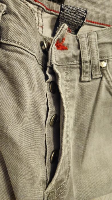 Blugi Philipp Plein, Ilegal Fight Club, straight cut, marimea 31
Sunt