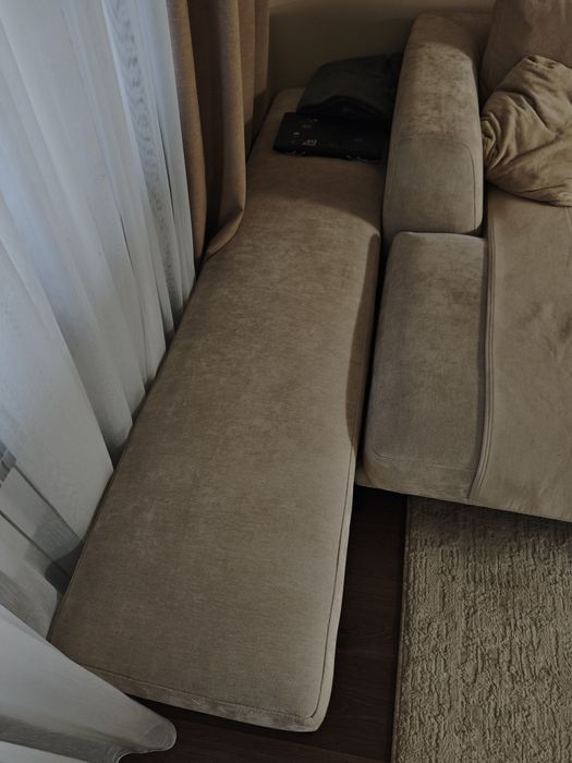 Продам мягкую подставку для ног 220см