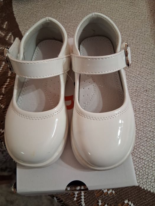 Pantofi de gala pt fetite