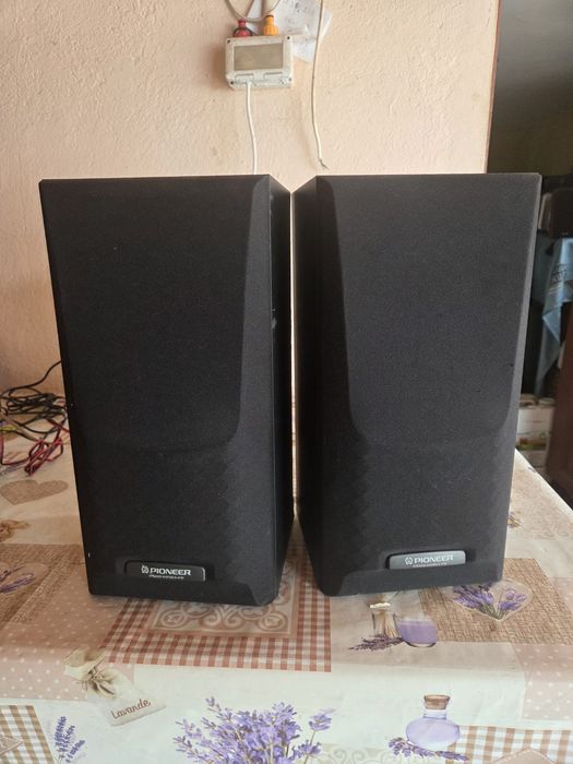 Vând boxe PIONEER