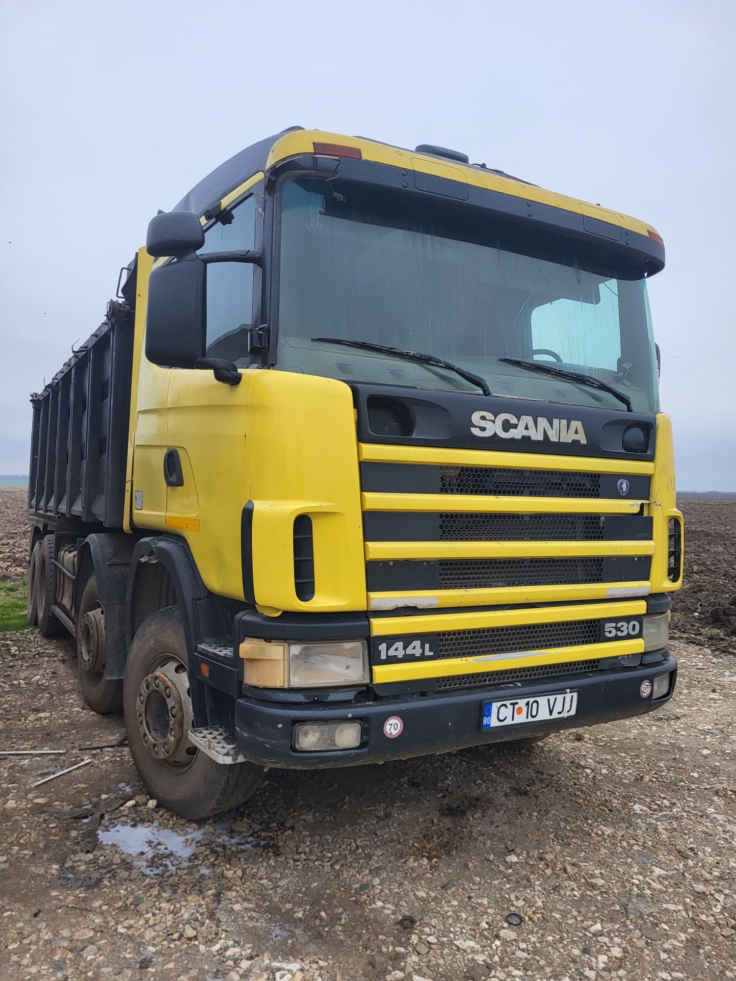 Scania 8x4 bascula - camion