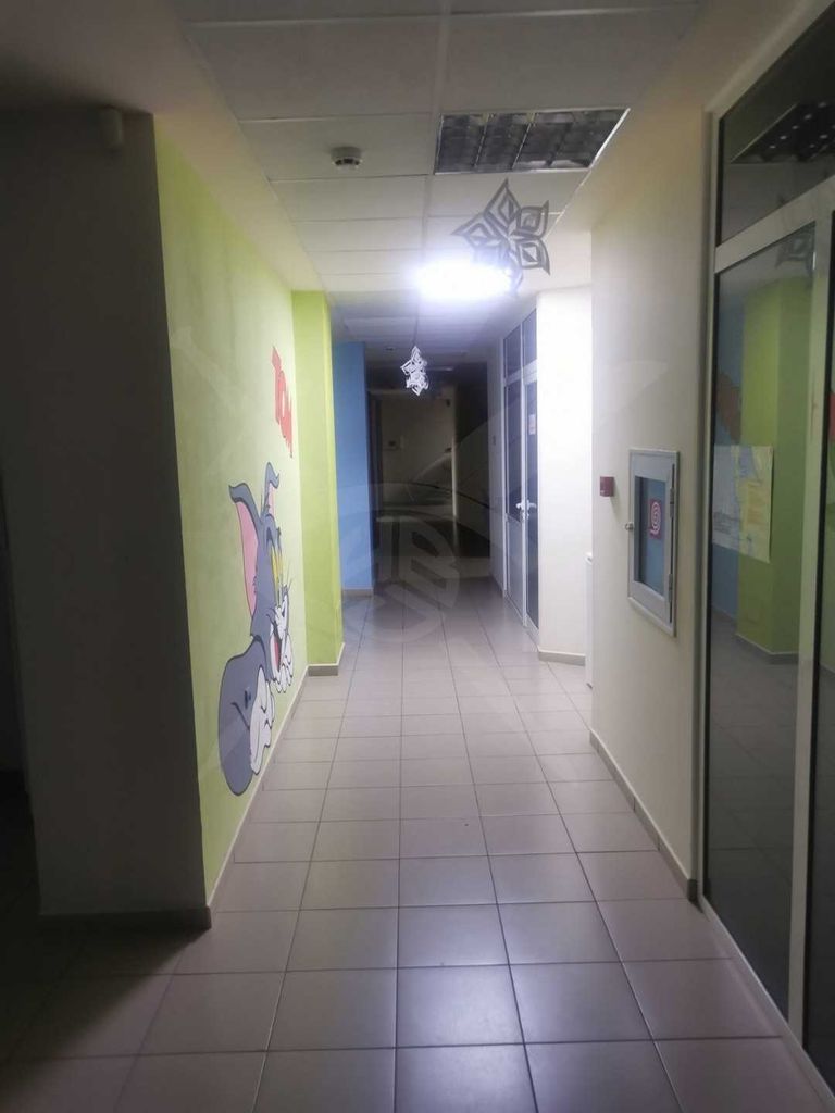 Продава се Магазин в Варна, Младост 1 - 812 кв.м за 1355 €/кв.м - Снимка #10
