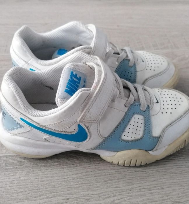 Tenesi băieți Nike City Court