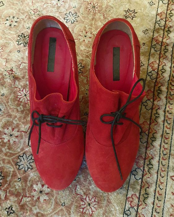 Pantofi antilopa noi