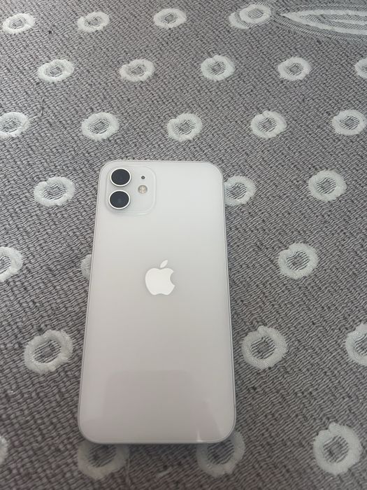 Vand iphone 12 64gb
