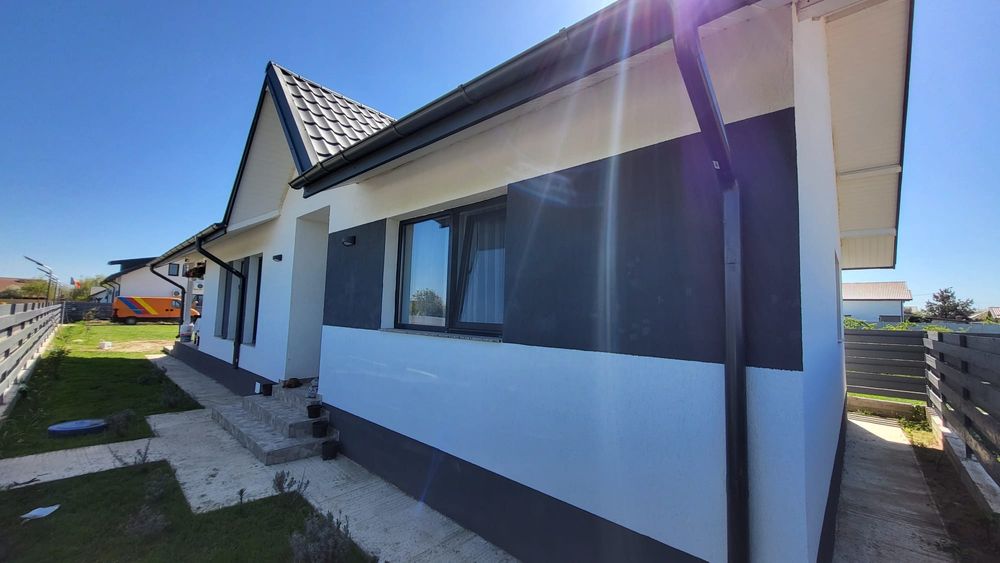 Casa individuala 3 camere si 2bai  Domnesti