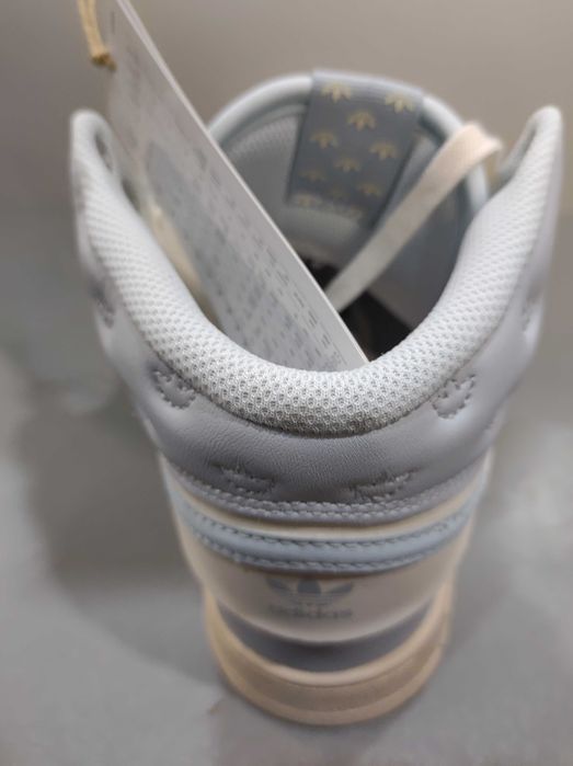 Adidas Originals N36/22sm.Дамски кецове.Нови.Оригинал.