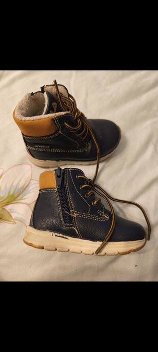 Vând hăinuțe băiețel 1 an