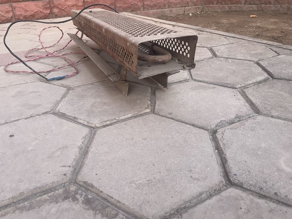 Электрическии обогреватель б/у