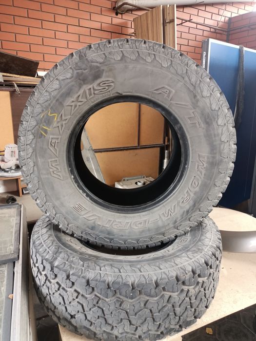 Продам Шины б/у в хорошем состоянии, всесезонка