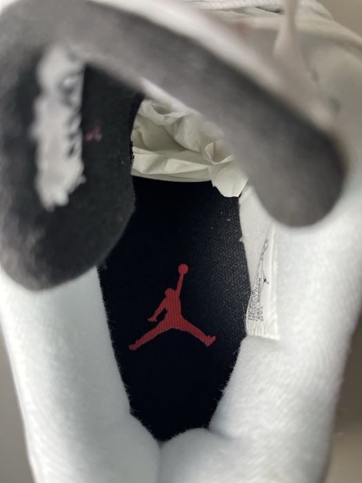 Jordan 4 "White Cement"|Marimea 43| Perfecti pentru cadou