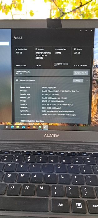 Vând laptop allwiew