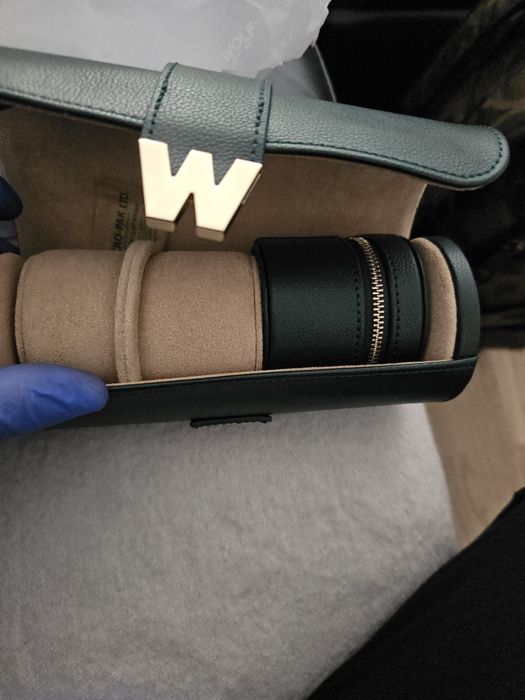 Cutie din piele naturala pentru transport doua ceasuri și bijuterii