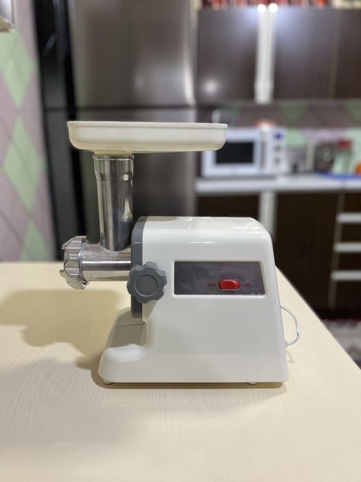 Электромясорубка JR-333