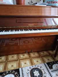 Продам пианино Ronisch