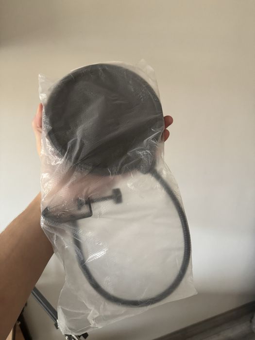 Микрофон HyperX Quadcast с кранштейном