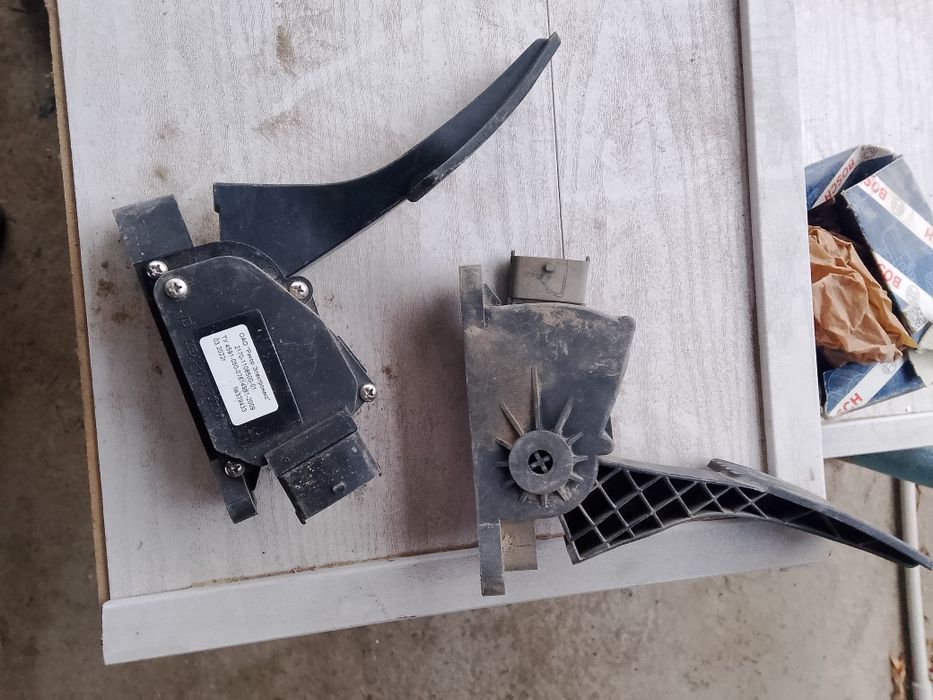 Педаль газа приора и Валюметр ваз