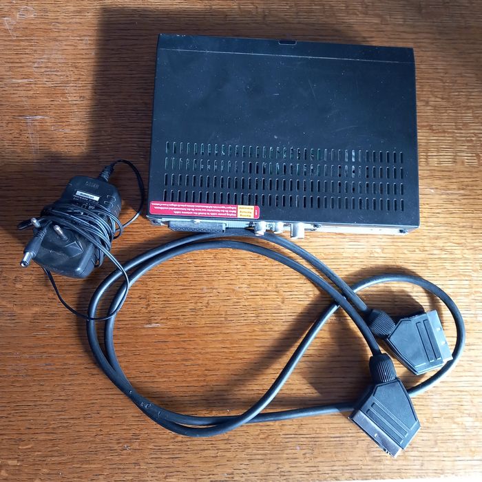 Decodor Digi, incarcator, mufa cu pini