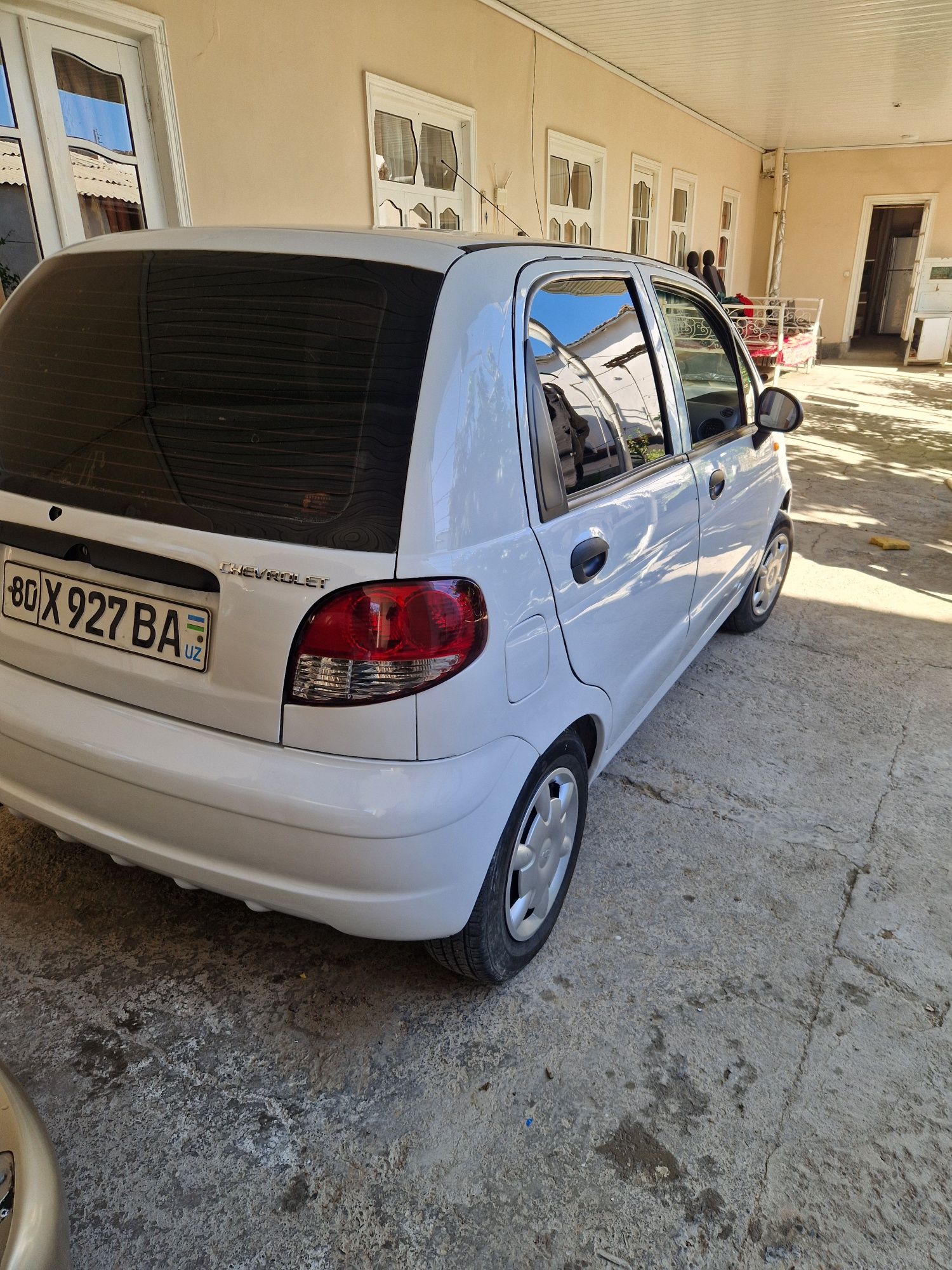 Mashina tez va arzon sotiladi